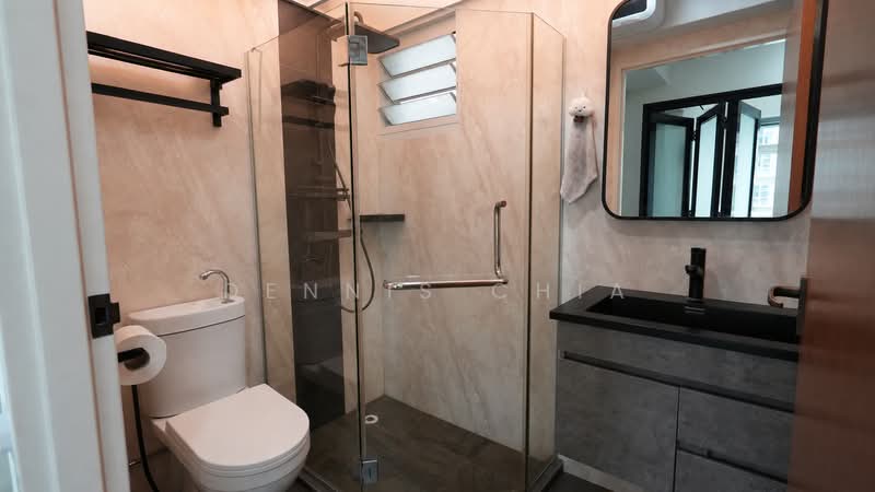 40B Margaret Drive, 40B Margaret Drive, 2 Bedrooms, 677 sqft, HDB Flat For Sale, by Dennis Chia, 500206191 - Bathroom - PropertyGuru.com.sg