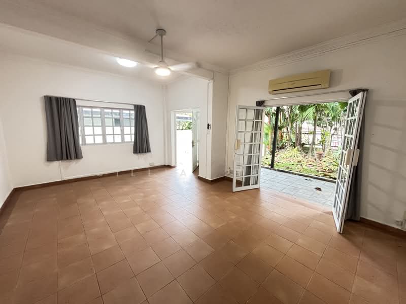 Hua Guan, Bee San, 3 Bedrooms, 2,589 sqft, Semi-Detached House For Rent, by Gillian Heng, 500206197 - Living Room - PropertyGuru.com.sg