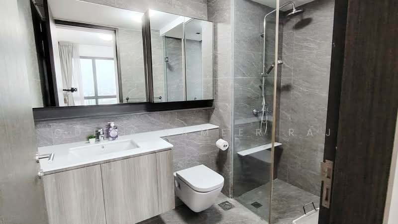 The Clement Canopy, Ave 1 Clementi, Room Rental, 200 sqft, Condominium For Rent, by Gupta Sameer Raj, 500206200 - Bathroom - PropertyGuru.com.sg