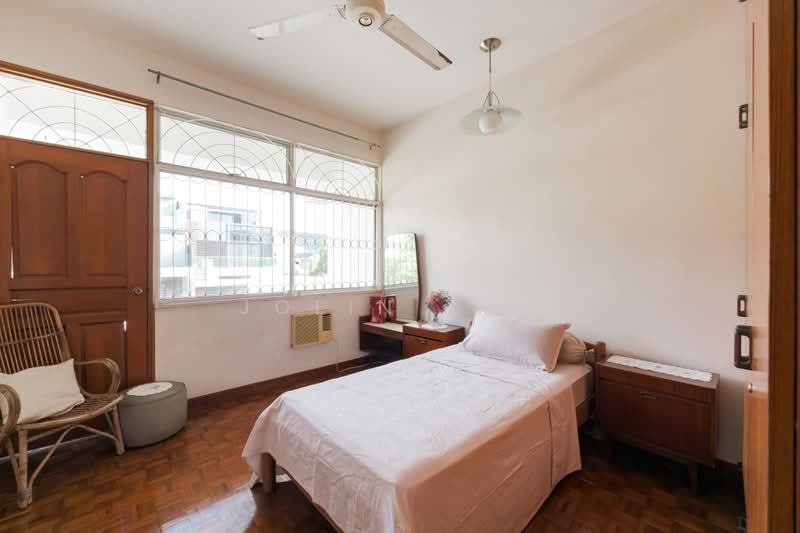 Begonia terrace, Begonia Terrace, 5 Bedrooms, 2,800 sqft, Semi-Detached House For Sale, by Jolin Toh, 500206205 - Bedroom - PropertyGuru.com.sg