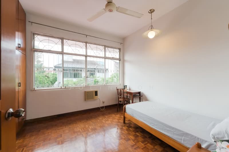 Begonia terrace, Begonia Terrace, 5 Bedrooms, 2,800 sqft, Semi-Detached House For Sale, by Jolin Toh, 500206205 - Bedroom - PropertyGuru.com.sg