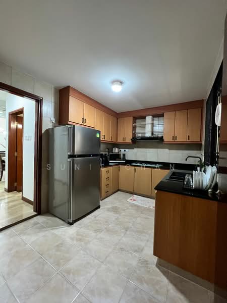 Jalan Arif, Jalan Arif, 5 Bedrooms, 3,007 sqft, Terraced House For Sale, by Sunie Chan, 500206212 - Kitchen - PropertyGuru.com.sg