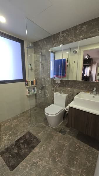 Riversound Residence, 1 Sengkang East Avenue, 4 Bedrooms, 1,163 sqft, Condominium For Sale, by Bryan Toh, 500206226 - Bathroom - PropertyGuru.com.sg