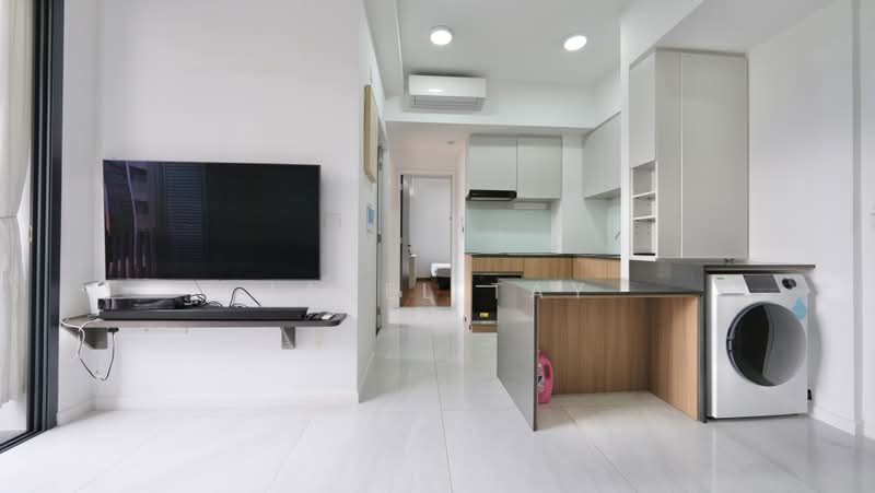 Rezi 24, 39 Lorong 24 Geylang, 2 Bedrooms, 549 sqft, Apartment For Sale, by Jarel Tay, 500206249 - Living Room - PropertyGuru.com.sg