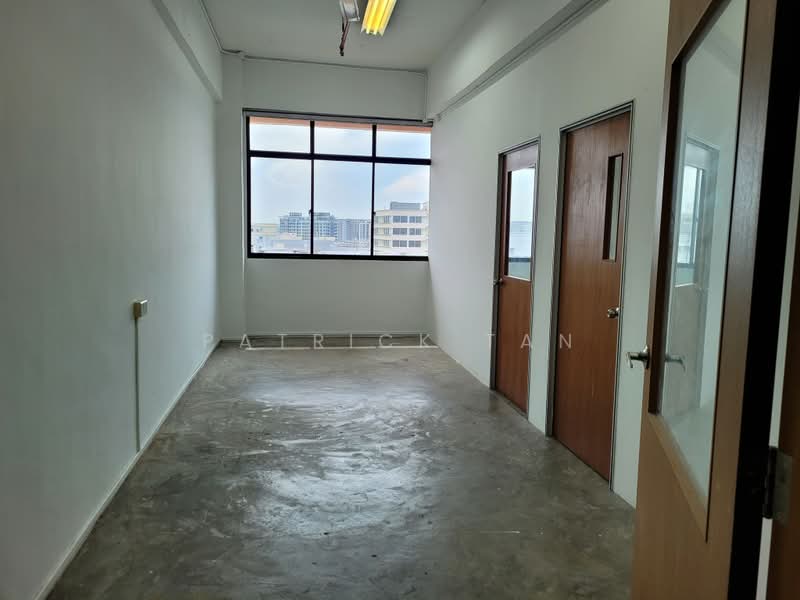 Gold Pine Industrial Building, 126 Joo Seng Road, 450 sqft, Light Industrial (B1) For Rent, by Patrick Tan, 500206251 - Interior - CommercialGuru.com.sg