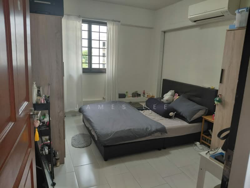 106 Jalan Dusun, 106 Jalan Dusun, 3 Bedrooms, 1,001 sqft, HDB Flat For Sale, by James Lee, 500206255 - Bedroom - PropertyGuru.com.sg