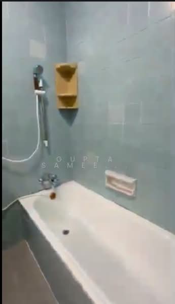 Ivory Heights, Jurong East Street 13, Room Rental, 200 sqft, Condominium For Rent, by Gupta Sameer Raj, 500206258 - Bathroom - PropertyGuru.com.sg