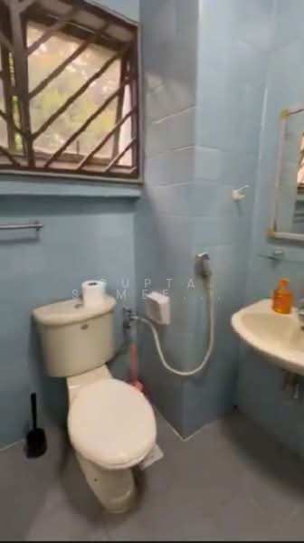 Ivory Heights, Jurong East Street 13, Room Rental, 200 sqft, Condominium For Rent, by Gupta Sameer Raj, 500206258 - Bathroom - PropertyGuru.com.sg