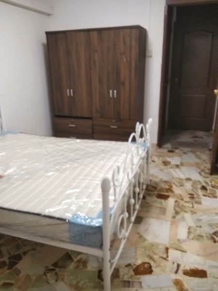 92 Bedok North Avenue 4, 92 Bedok North Avenue 4, Room Rental, 350 sqft, HDB Flat For Rent, by Raja Lathme, 500206260 - Bedroom - PropertyGuru.com.sg