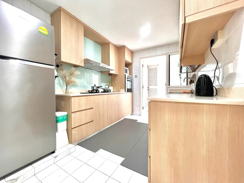 The Regalia, 2 River Valley Close, Room Rental, 111 sqft, Condominium For Rent, by Elaine Chng, 500206269 - Kitchen - PropertyGuru.com.sg