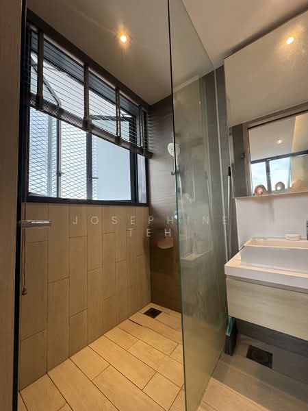 The Panorama, 8 Ang Mo Kio Ave 2, 3 Bedrooms, 1,012 sqft, Condominium For Sale, by Josephine Teh, 500206271 - Bathroom - PropertyGuru.com.sg