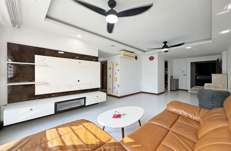 617D Punggol Drive, 617D Punggol Drive, 3 Bedrooms, 1,001 sqft, HDB Flat For Sale, by Calvin Wang, 500206299 - Living Room - PropertyGuru.com.sg