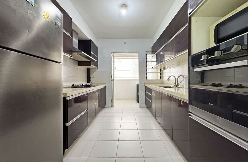 617D Punggol Drive, 617D Punggol Drive, 3 Bedrooms, 1,001 sqft, HDB Flat For Sale, by Calvin Wang, 500206299 - Kitchen - PropertyGuru.com.sg