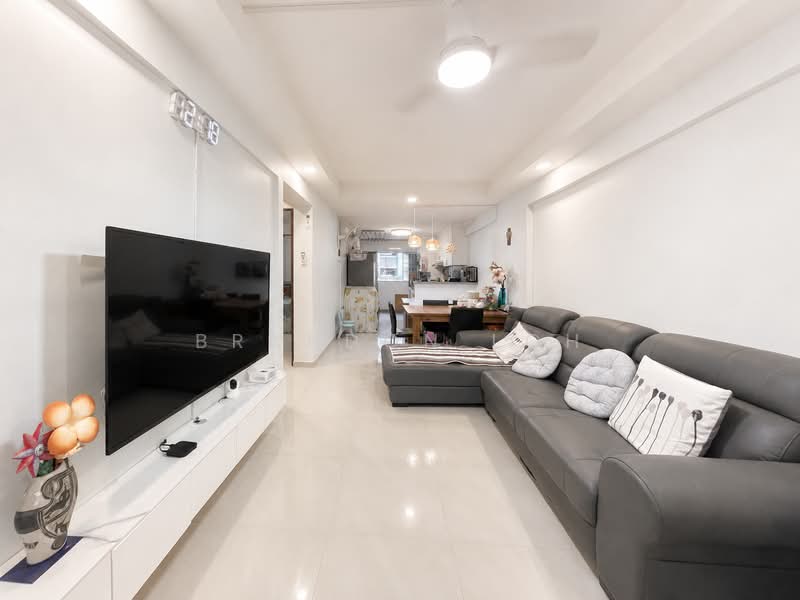 520 Bedok North Avenue 1, 520 Bedok North Avenue 1, 2 Bedrooms, 721 sqft, HDB Flat For Sale, by Brandon Loh, 500206302 - Living Room - PropertyGuru.com.sg