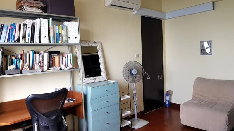 Neptune Court, 1 Marine Vista, Room Rental, 200 sqft, Apartment For Rent, by Evelyn Tan, 500206304 - Study - PropertyGuru.com.sg
