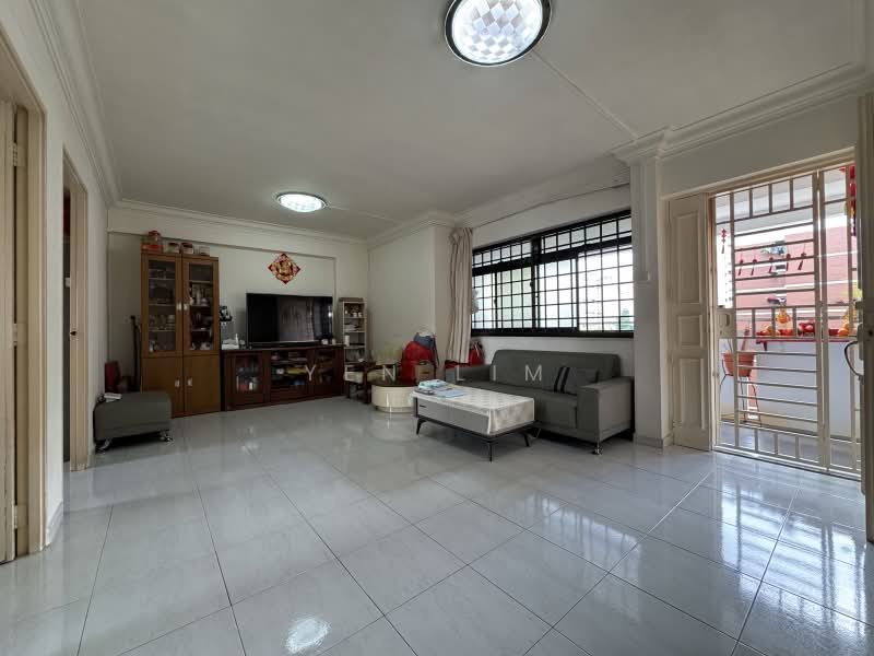 3A Holland Close, 3A Holland Close, 3 Bedrooms, 1,141 sqft, HDB Flat For Sale, by Yen Lim, 500206308 - Living Room - PropertyGuru.com.sg