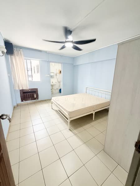 660 Yishun Avenue 4, 660 Yishun Avenue 4, 3 Bedrooms, 1,119 sqft, HDB Flat For Sale, by Jacqueline Lee 李瑞玲, 500206309 - Bedroom - PropertyGuru.com.sg