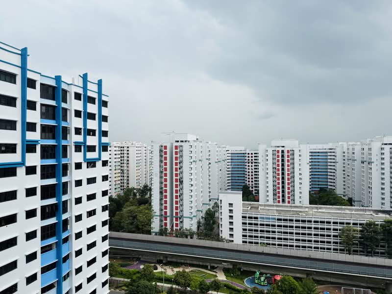 688B Choa Chu Kang Drive, 688B Choa Chu Kang Drive, 3 Bedrooms, 969 sqft, HDB Flat For Sale, by Kennedy Yong, 500206320 - Exterior View - PropertyGuru.com.sg