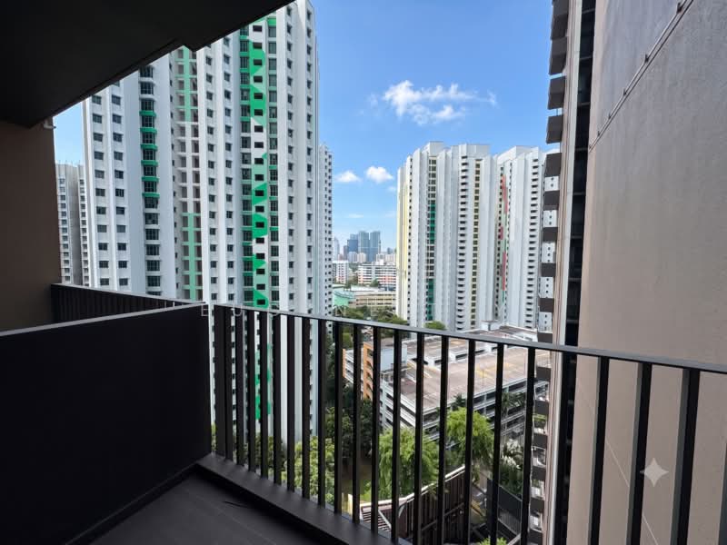 Piccadilly Grand, Northumberland Road, 1 Bedroom, 484 sqft, Condominium For Sale, by Eugene Tay, 500206322 - Balcony - PropertyGuru.com.sg