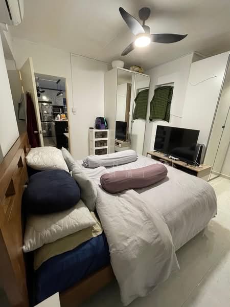 481 Pasir Ris Drive 4, 481 Pasir Ris Drive 4, Room Rental, 100 sqft, HDB Flat For Rent, by Vivien Mok (莫琍清), 500206340 - Bedroom - PropertyGuru.com.sg