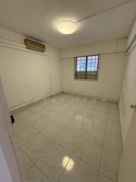 376 Clementi Avenue 4, 376 Clementi Avenue 4, 2 Bedrooms, 721 sqft, HDB Flat For Sale, by Jonny Yeow, 500206344 - PropertyGuru.com.sg