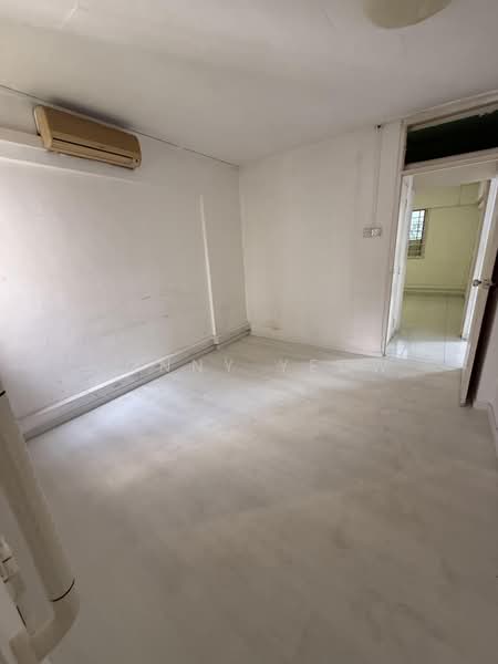 376 Clementi Avenue 4, 376 Clementi Avenue 4, 2 Bedrooms, 721 sqft, HDB Flat For Sale, by Jonny Yeow, 500206344 - Interior - PropertyGuru.com.sg