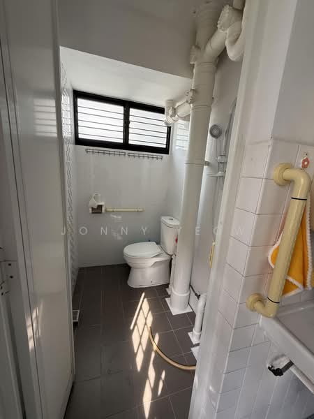 376 Clementi Avenue 4, 376 Clementi Avenue 4, 2 Bedrooms, 721 sqft, HDB Flat For Sale, by Jonny Yeow, 500206344 - PropertyGuru.com.sg