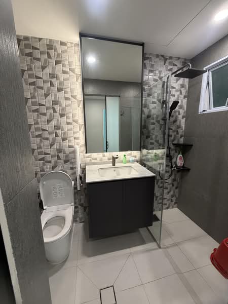 MacPherson garden, , 1 Bedroom, 400 sqft, Terraced House For Rent, by Jacey Chua, 500206379 - Bathroom - PropertyGuru.com.sg