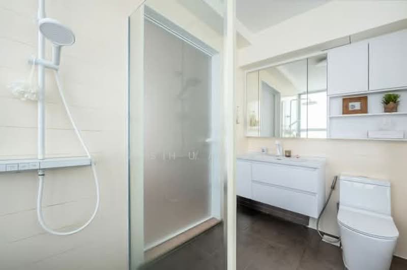 273A Bishan Street 24, 273A Bishan Street 24, 3 Bedrooms, 1,022 sqft, HDB Flat For Sale, by Joshua Lim, 500206398 - Bathroom - PropertyGuru.com.sg