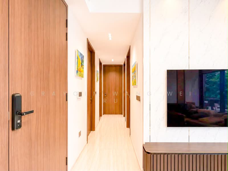 Leedon Green, 28 Leedon Heights, 4 Bedrooms, 1,496 sqft, Condominium For Sale, by Graycin Wang Wei Ru, 500206404 - Corridor - PropertyGuru.com.sg