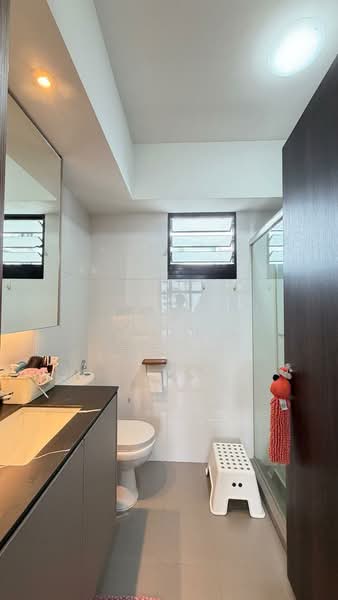107B Bidadari Park Drive, 107B Bidadari Park Drive, 4 Bedrooms, 1,292 sqft, HDB Flat For Sale, by James Yeo, 500206415 - Bathroom - PropertyGuru.com.sg