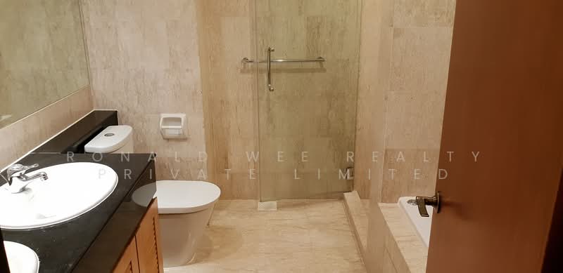 Gallop Gables, 76 Farrer Road, 5 Bedrooms, 2,851 sqft, Condominium For Rent, by RONALD, 500206418 - Bathroom - PropertyGuru.com.sg