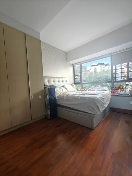 Waterfront Waves, 762 Bedok Reservoir Road, 2 Bedrooms, 969 sqft, Condominium For Sale, by James Yeo, 500206427 - Bedroom - PropertyGuru.com.sg