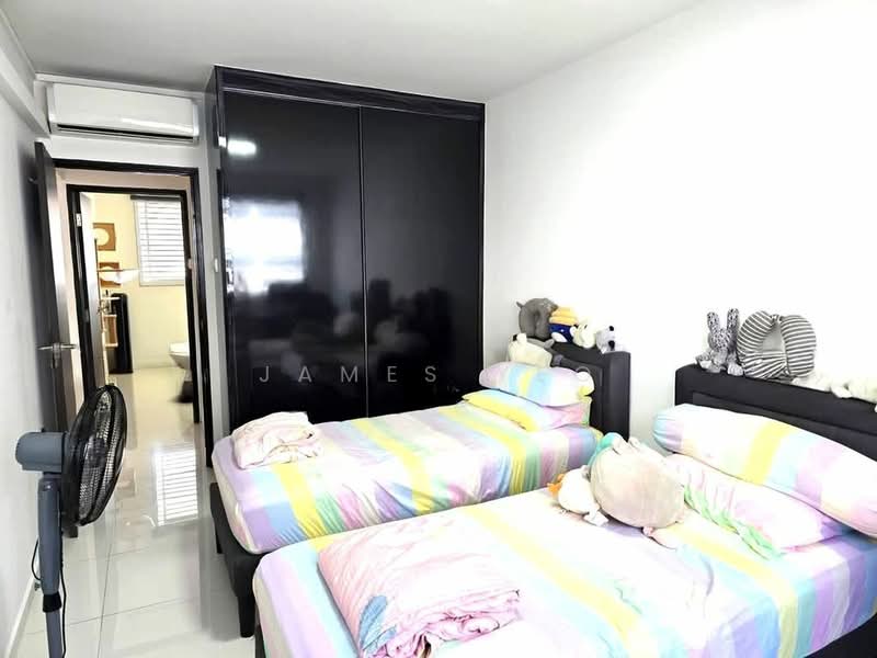 489A Tampines Street 45, 489A Tampines Street 45, 3 Bedrooms, 1,119 sqft, HDB Flat For Sale, by James Yeo, 500206449 - Bedroom - PropertyGuru.com.sg