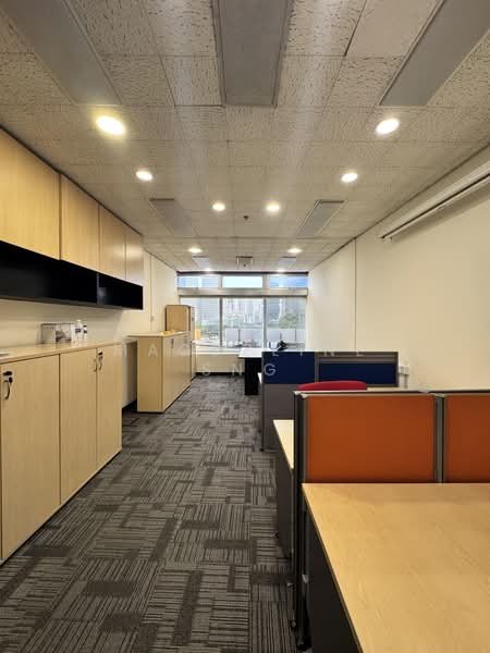 The Plaza, 7500A Beach Road, 302 sqft, Office For Sale, by Magdeline Sng, 500206450 - Interior - CommercialGuru.com.sg