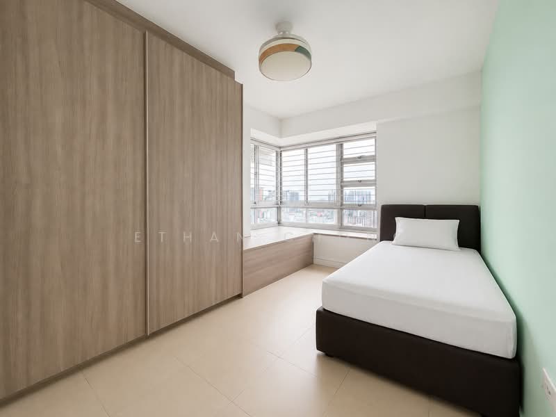 416 Clementi Avenue 1, 416 Clementi Avenue 1, 3 Bedrooms, 1,066 sqft, HDB Flat For Sale, by Ethan Chong, 500206452 - Bedroom - PropertyGuru.com.sg