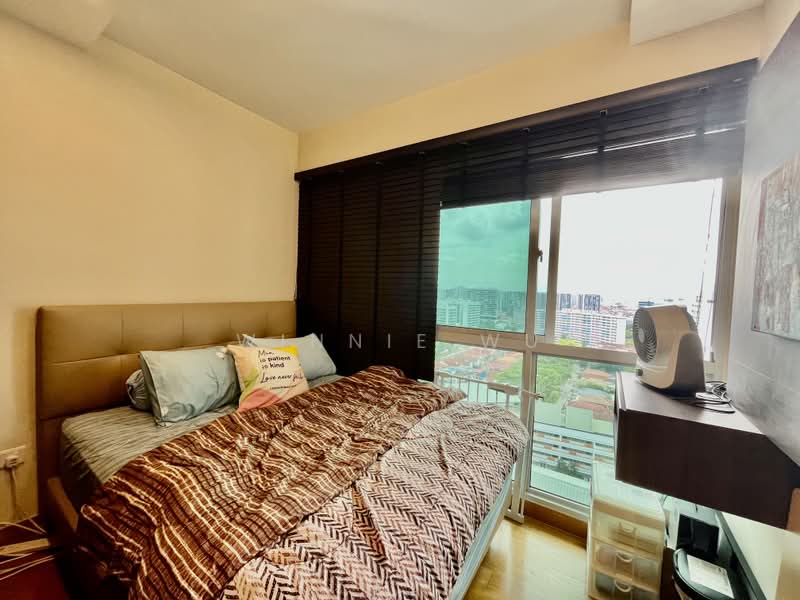Eight Riversuites, 2 Whampoa East, 3 Bedrooms, 1,195 sqft, Condominium For Sale, by Winnie Wu, 500206466 - Bedroom - PropertyGuru.com.sg