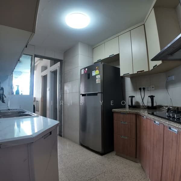 Rafflesia Condo, 31 Bishan Street 21, Room Rental, 150 sqft, Condominium For Rent, by Iris Yeo, 500206477 - Kitchen - PropertyGuru.com.sg