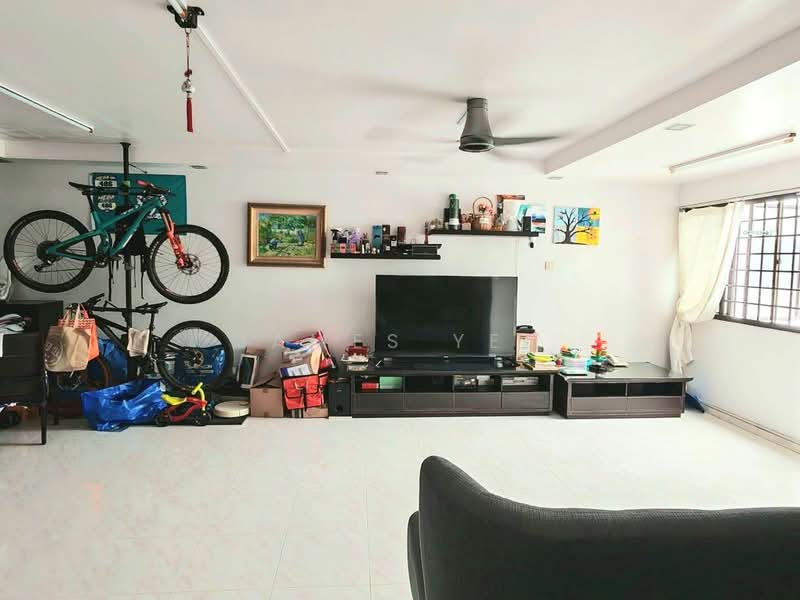 322C Anchorvale Drive, 322C Anchorvale Drive, 3 Bedrooms, 1,184 sqft, HDB Flat For Sale, by James Yeo, 500206487 - Living Room - PropertyGuru.com.sg