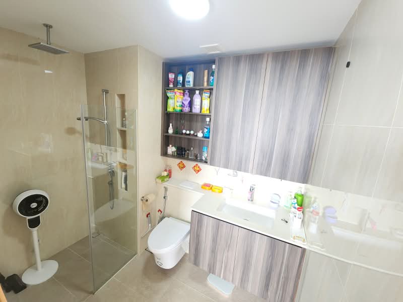 Commonwealth Towers, 230 Commonwealth Avenue, Studio, 441 sqft, Condominium For Rent, by Iris Yeo, 500206493 - Bathroom - PropertyGuru.com.sg