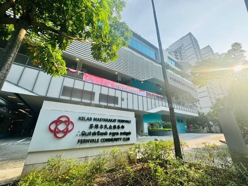 438A Sengkang West Avenue, 438A Sengkang West Avenue, 2 Bedrooms, 742 sqft, HDB Flat For Sale, by Robin Chan, 500206507 - CC with Hawker Centre and lots more facilities! - PropertyGuru.com.sg