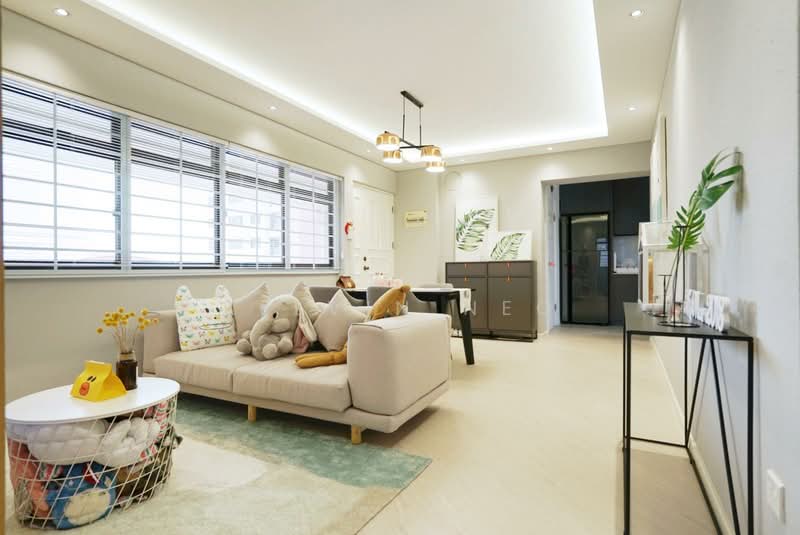 692A Choa Chu Kang Crescent, 692A Choa Chu Kang Crescent, 3 Bedrooms, 979 sqft, HDB Flat For Sale, by Kelvin Neo, 500206508 - Living Room - PropertyGuru.com.sg