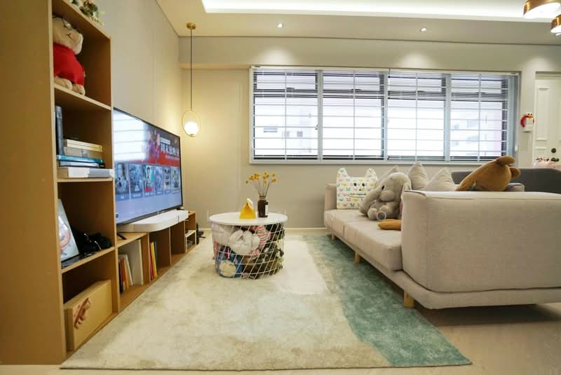 692A Choa Chu Kang Crescent, 692A Choa Chu Kang Crescent, 3 Bedrooms, 979 sqft, HDB Flat For Sale, by Kelvin Neo, 500206508 - Living Room - PropertyGuru.com.sg