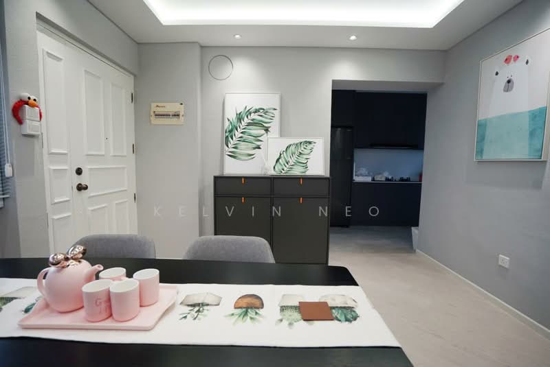 692A Choa Chu Kang Crescent, 692A Choa Chu Kang Crescent, 3 Bedrooms, 979 sqft, HDB Flat For Sale, by Kelvin Neo, 500206508 - Entrance - PropertyGuru.com.sg