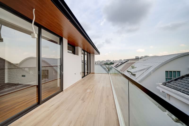 Brockhampton Drive, Brockhampton Drive, 6 Bedrooms, 7,460 sqft, Semi-Detached House For Sale, by Billy Ng Jun Jie, 500206517 - Balcony - PropertyGuru.com.sg