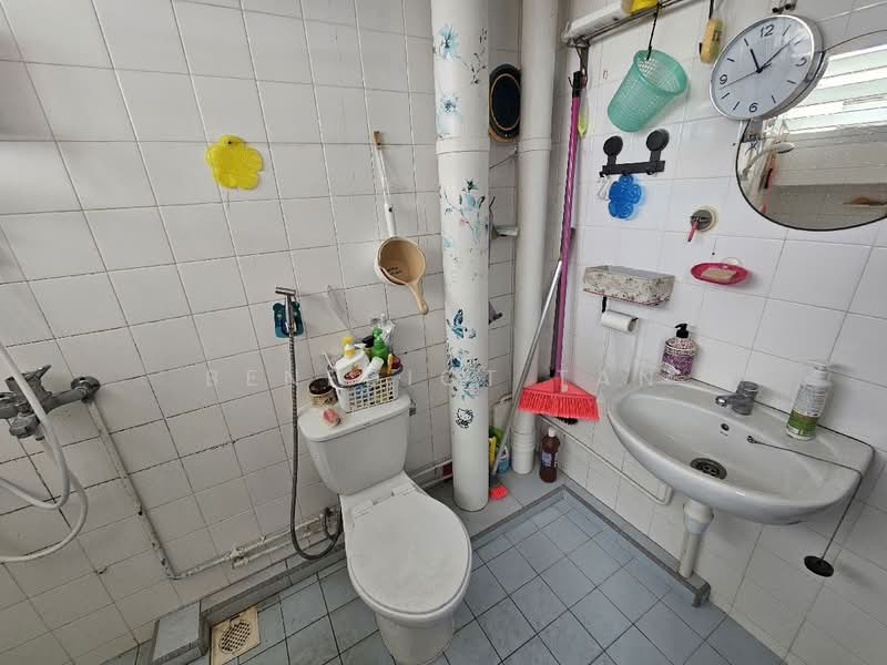 743 Pasir Ris Street 71, 743 Pasir Ris Street 71, Room Rental, 100 sqft, HDB Flat For Rent, by Benedict Tan, 500206548 - PropertyGuru.com.sg