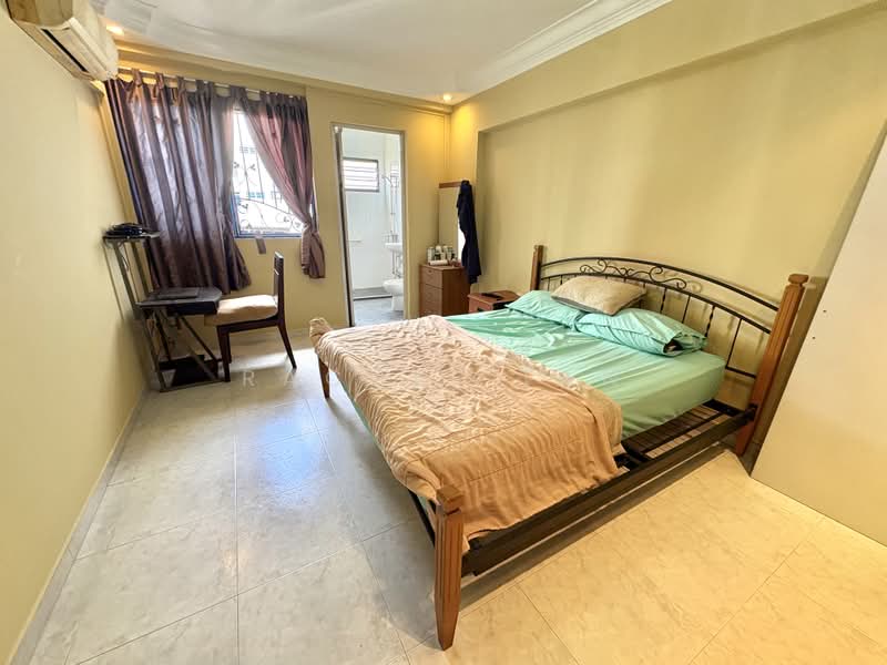 662 Hougang Avenue 4, 662 Hougang Avenue 4, 3 Bedrooms, 1,151 sqft, HDB Flat For Sale, by Rachel Tan, 500206568 - Bedroom - PropertyGuru.com.sg