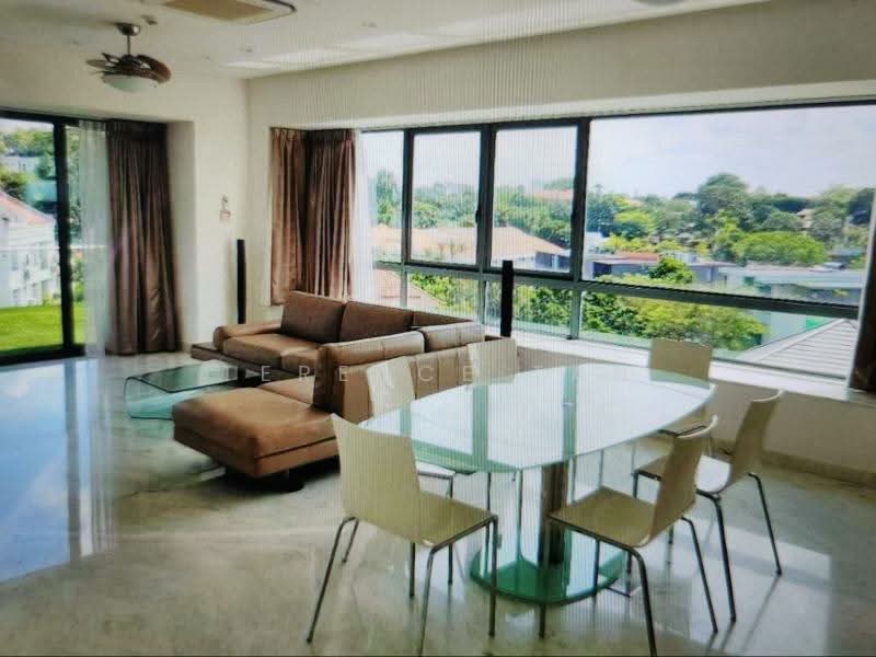 Prime Location ! Move in cond! Mins to Orchard! 1 km to SCGS!, Fernhill / Stevens / Robin / Botanic / Bukit Timah, 9 Bedrooms, 15,794 sqft, Semi-Detached House For Sale, by Terence Tan, 500206572 - Living Room - PropertyGuru.com.sg