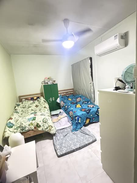 123E Rivervale Drive, 123E Rivervale Drive, 3 Bedrooms, 1,237 sqft, HDB Flat For Sale, by Chloe Chang, 500206577 - Bedroom - PropertyGuru.com.sg