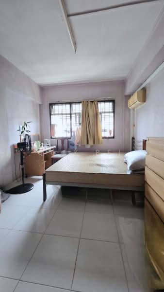 826 Woodlands Street 81, 826 Woodlands Street 81, 4 Bedrooms, 1,410 sqft, HDB Flat For Sale, by Quek Pei Lin, 500206579 - Bedroom - PropertyGuru.com.sg
